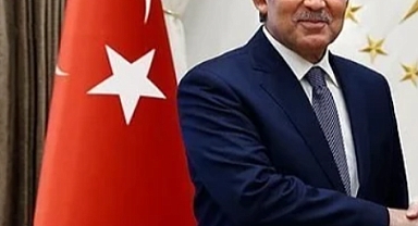 Abdullah Gül Cumhurbaşkanı Erdoğan'a haber gönderdi